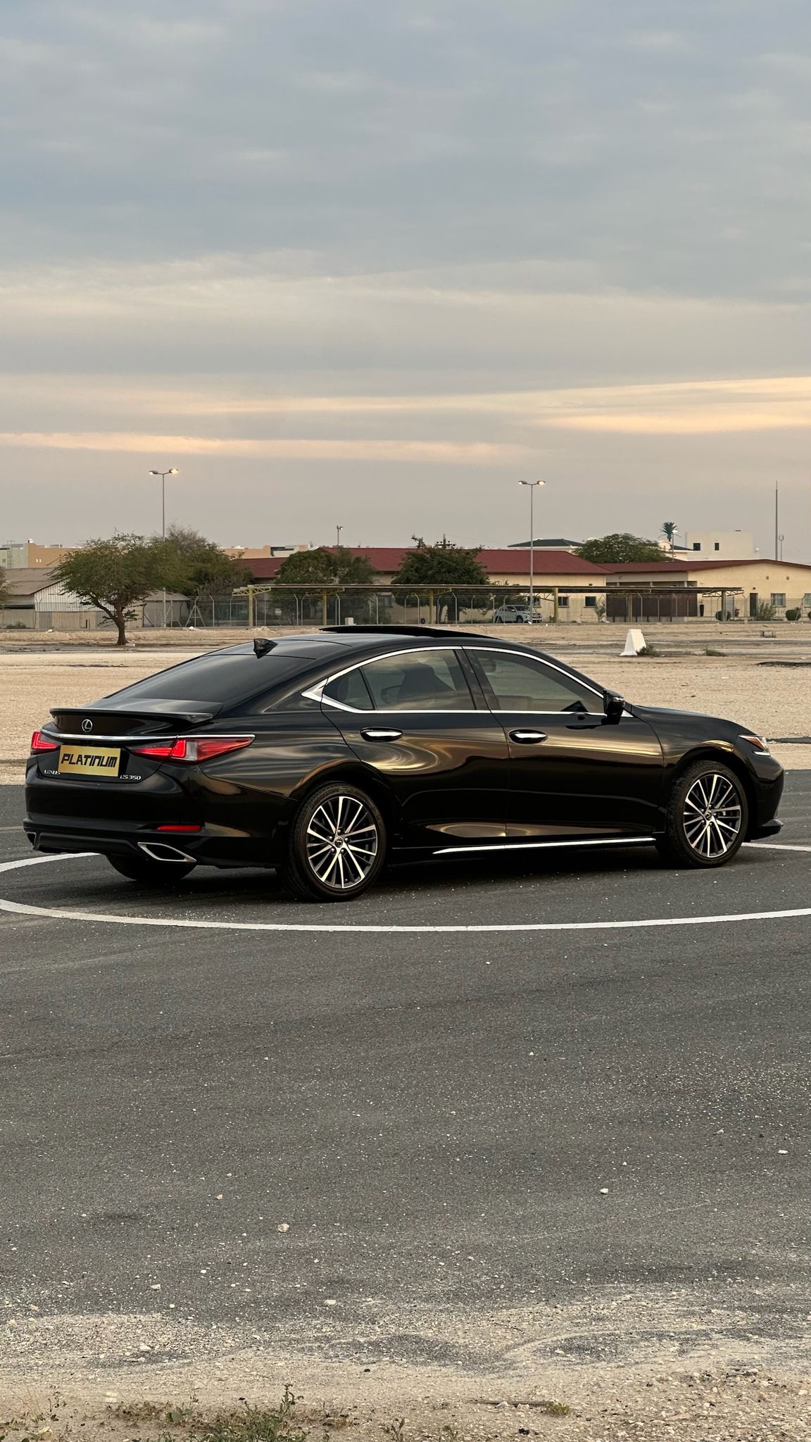 LEXUS ES350 2024 • SEDAN