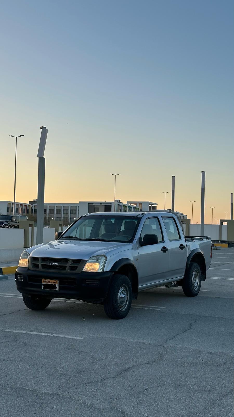 ISUZU D-MAX 2006 • PICKUP