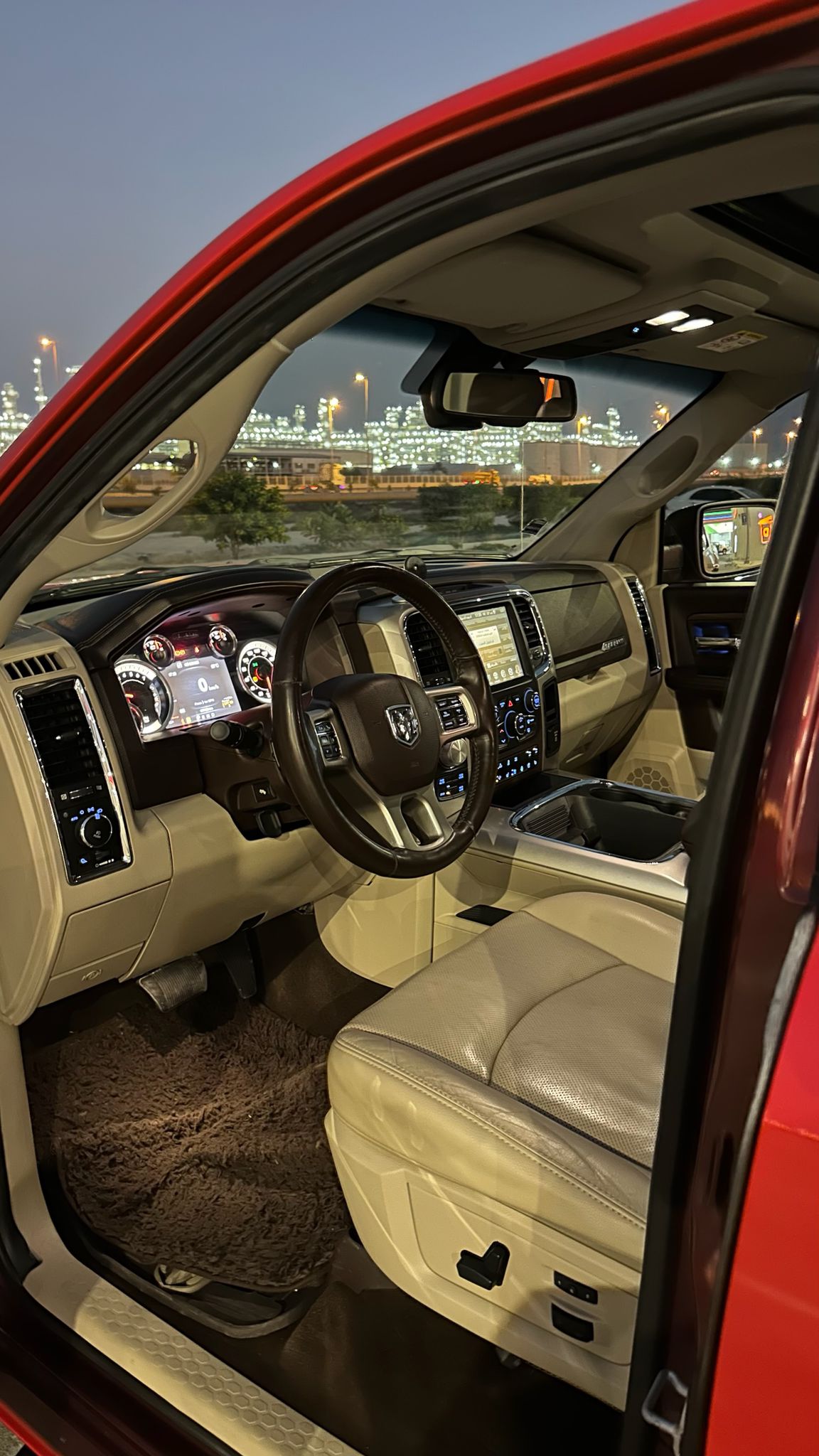 DODGE RAM 2016 • PICKUP