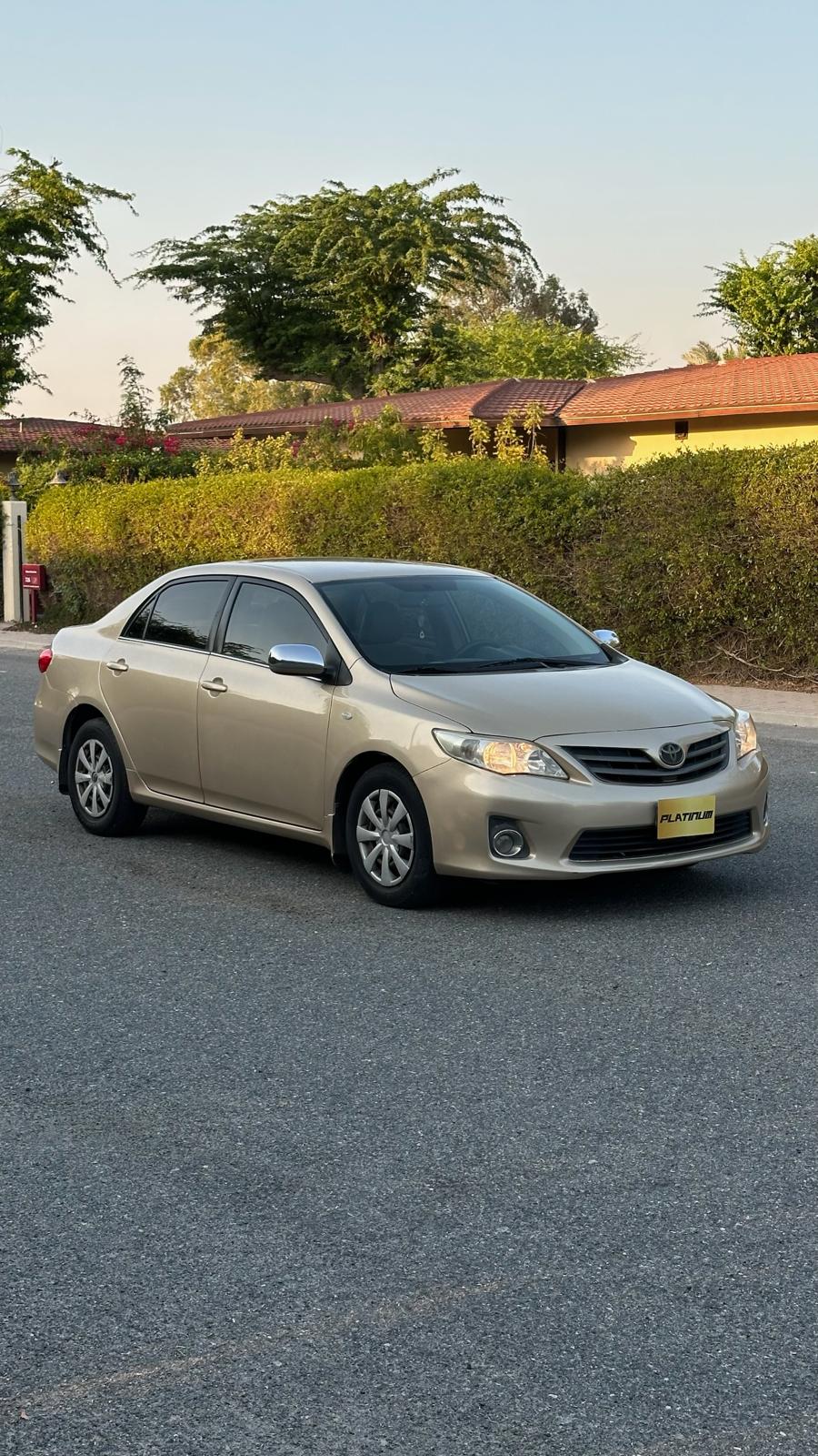 TOYOTA COROLLA 2012 • SEDAN