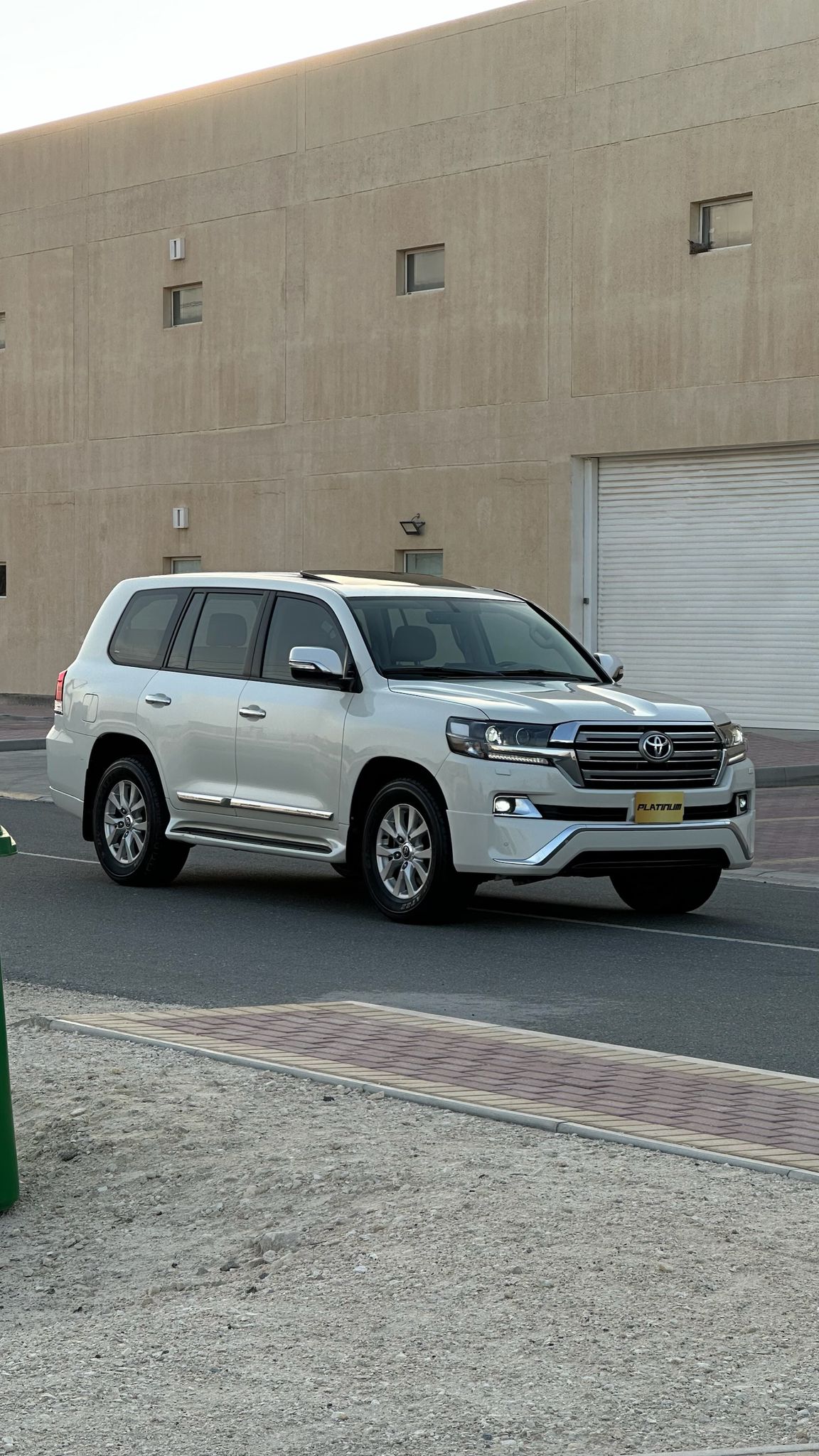 TOYOTA LAND CRUISER 2016 • SUV