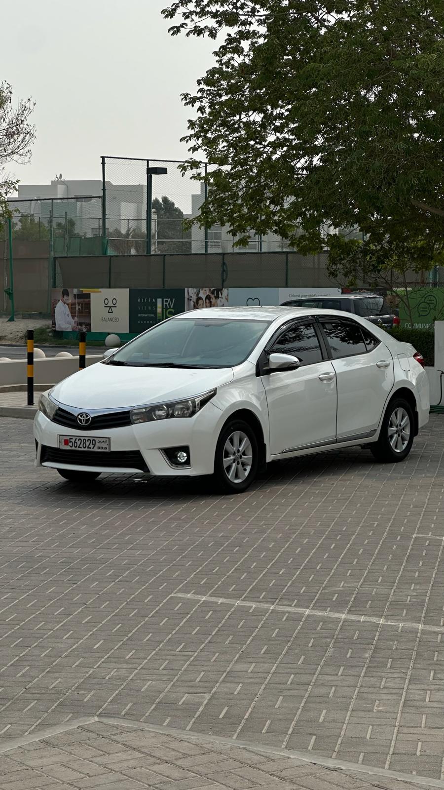 TOYOTA COROLLA 2016 • SEDAN