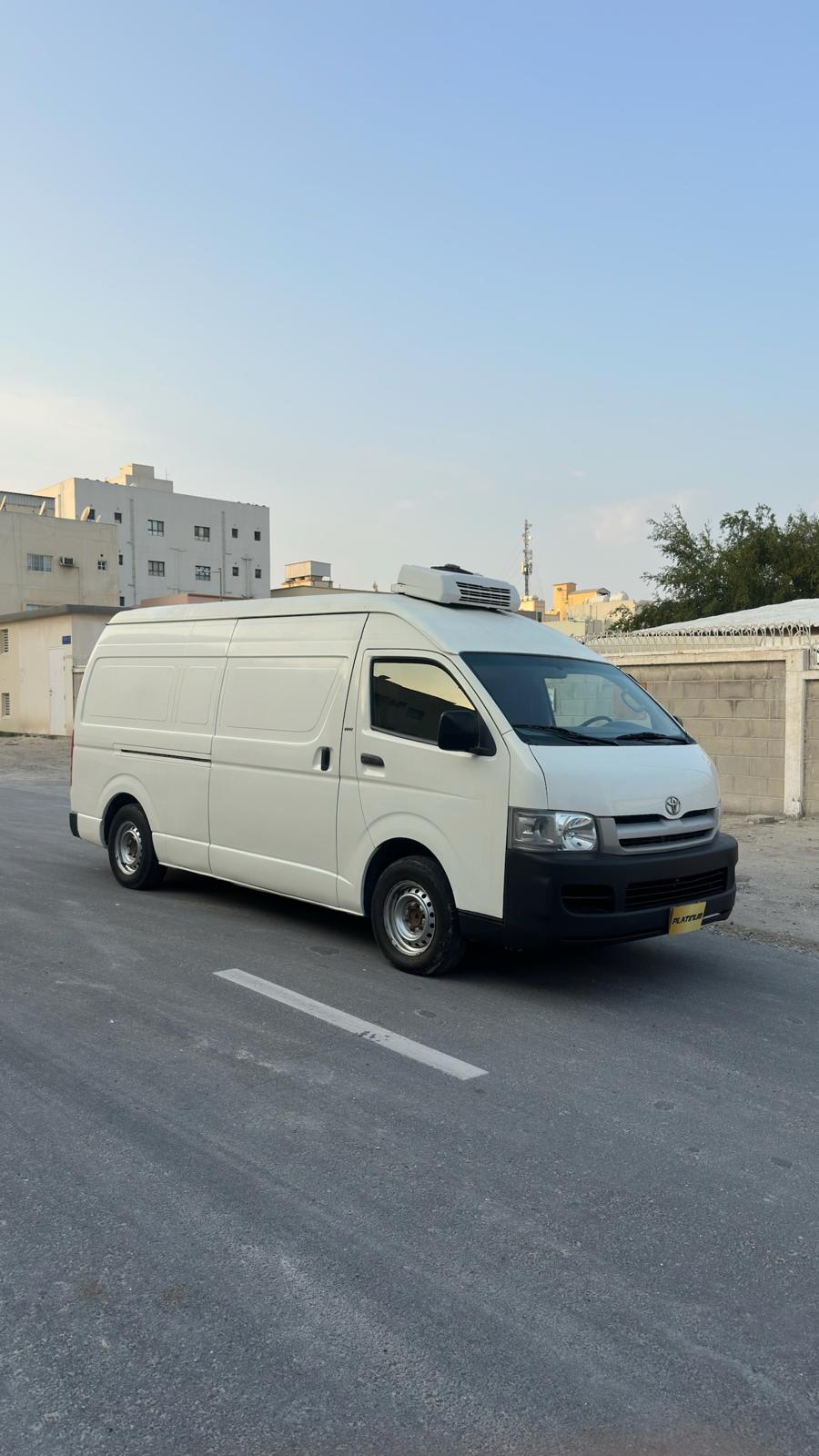 TOYOTA HIACE 2007 • VAN