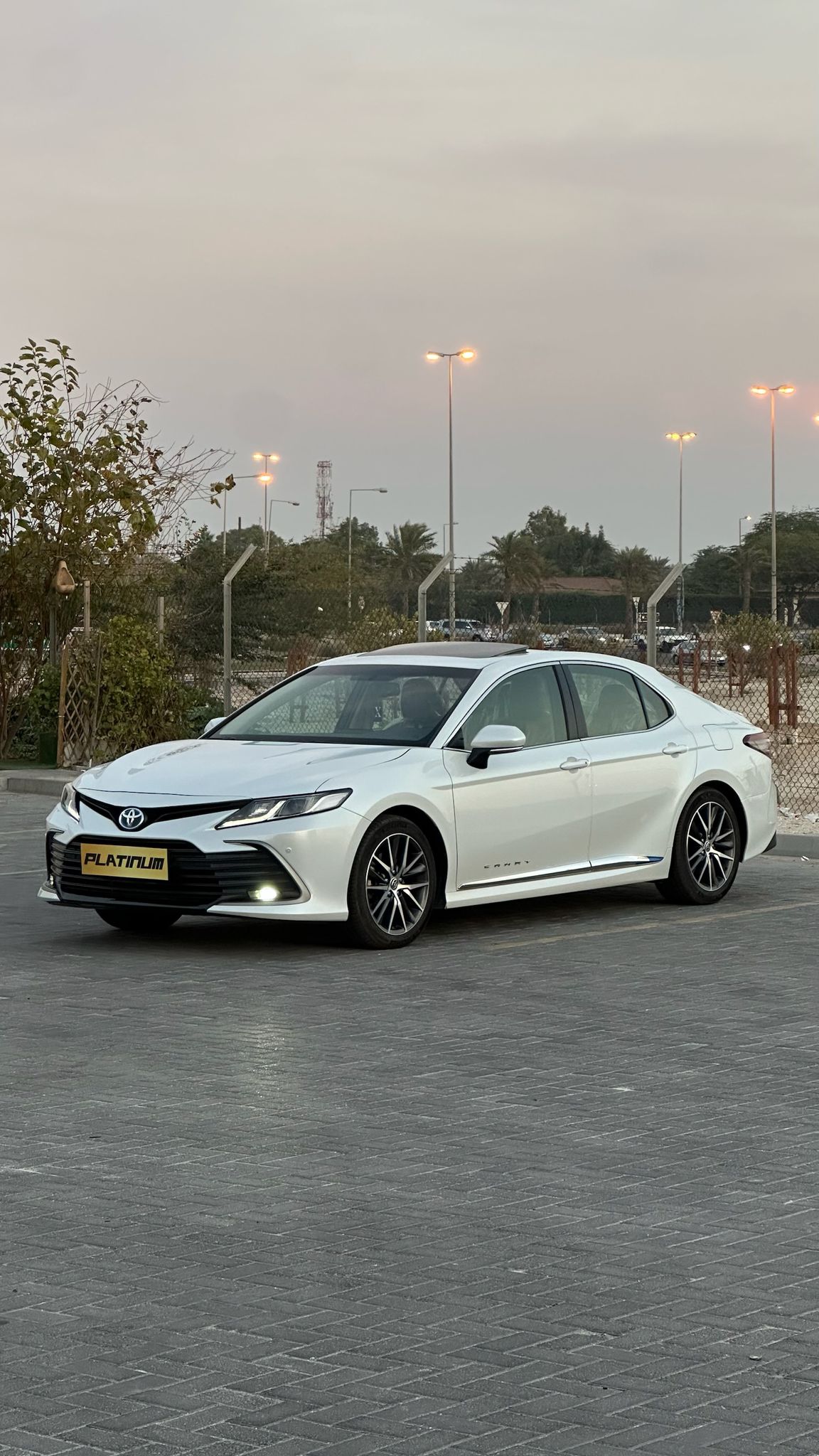 TOYOTA CAMRY 2023 • SEDAN
