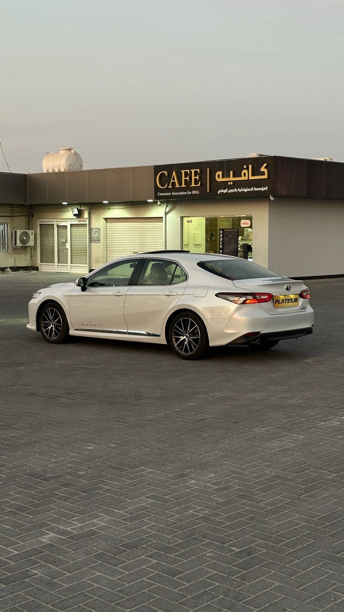 TOYOTA CAMRY 2023 • SEDAN