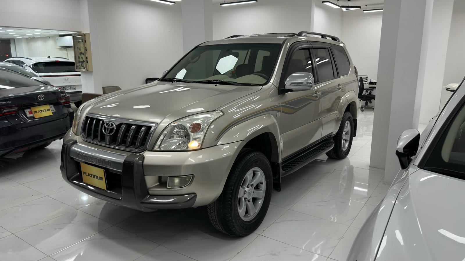 TOYOTA PRADO 2004 • SUV