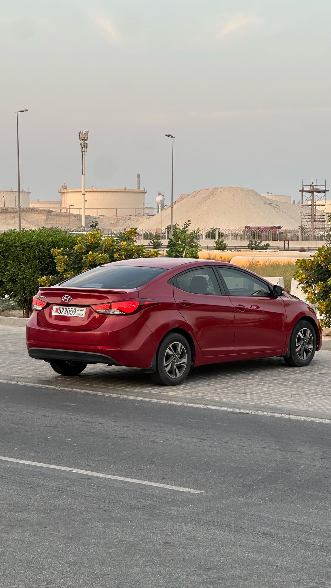 HYUNDAI ELANTRA 2016 • SEDAN