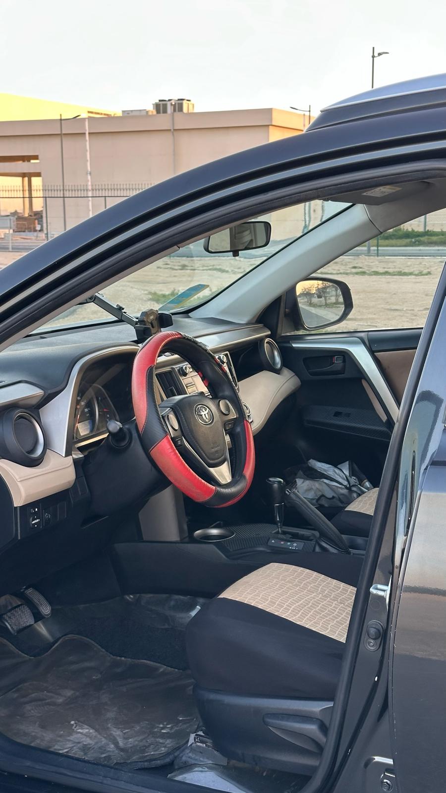 TOYOTA RAV4 2014 • SUV