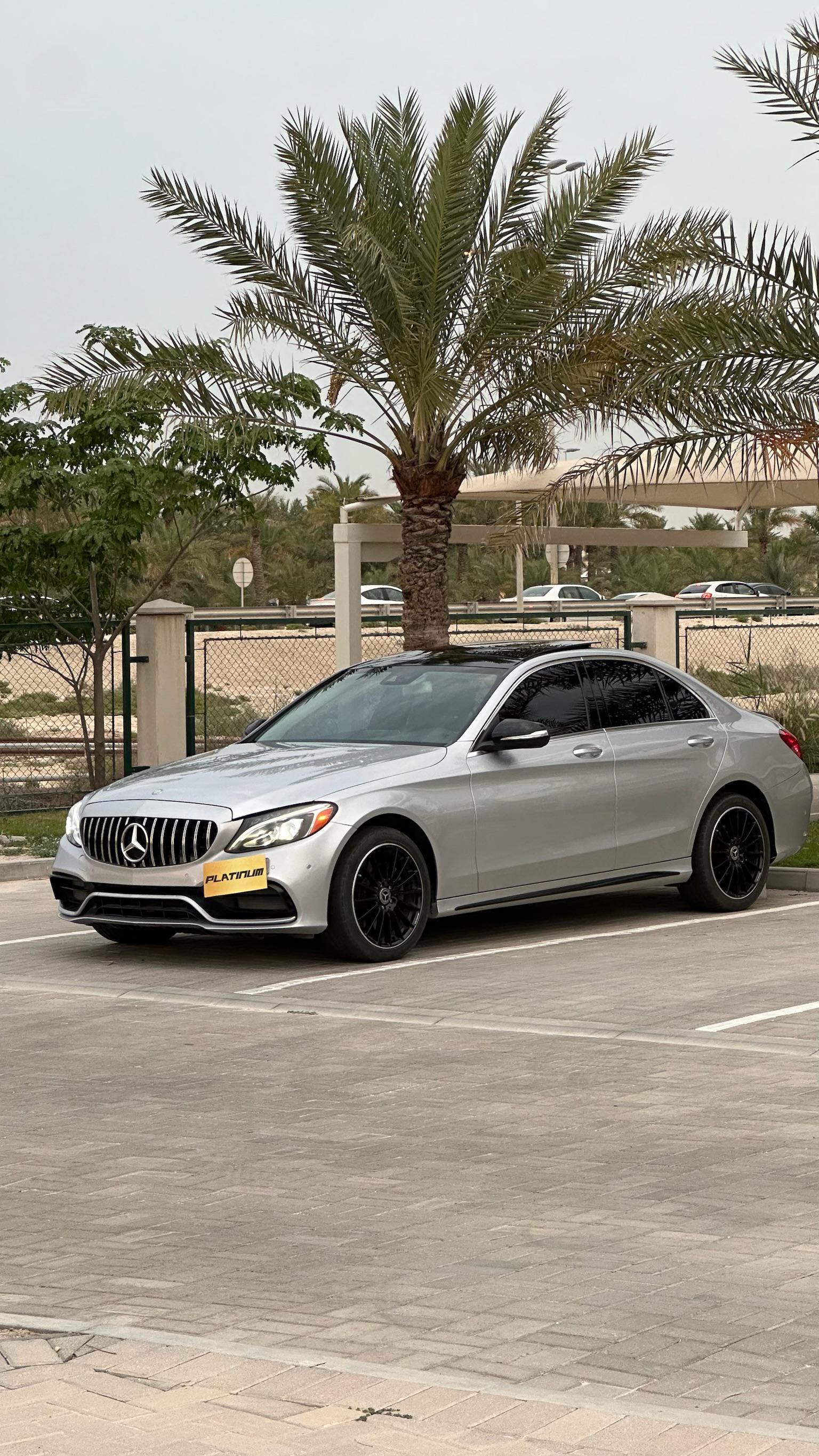 MERCEDES C300 2016 • SEDAN