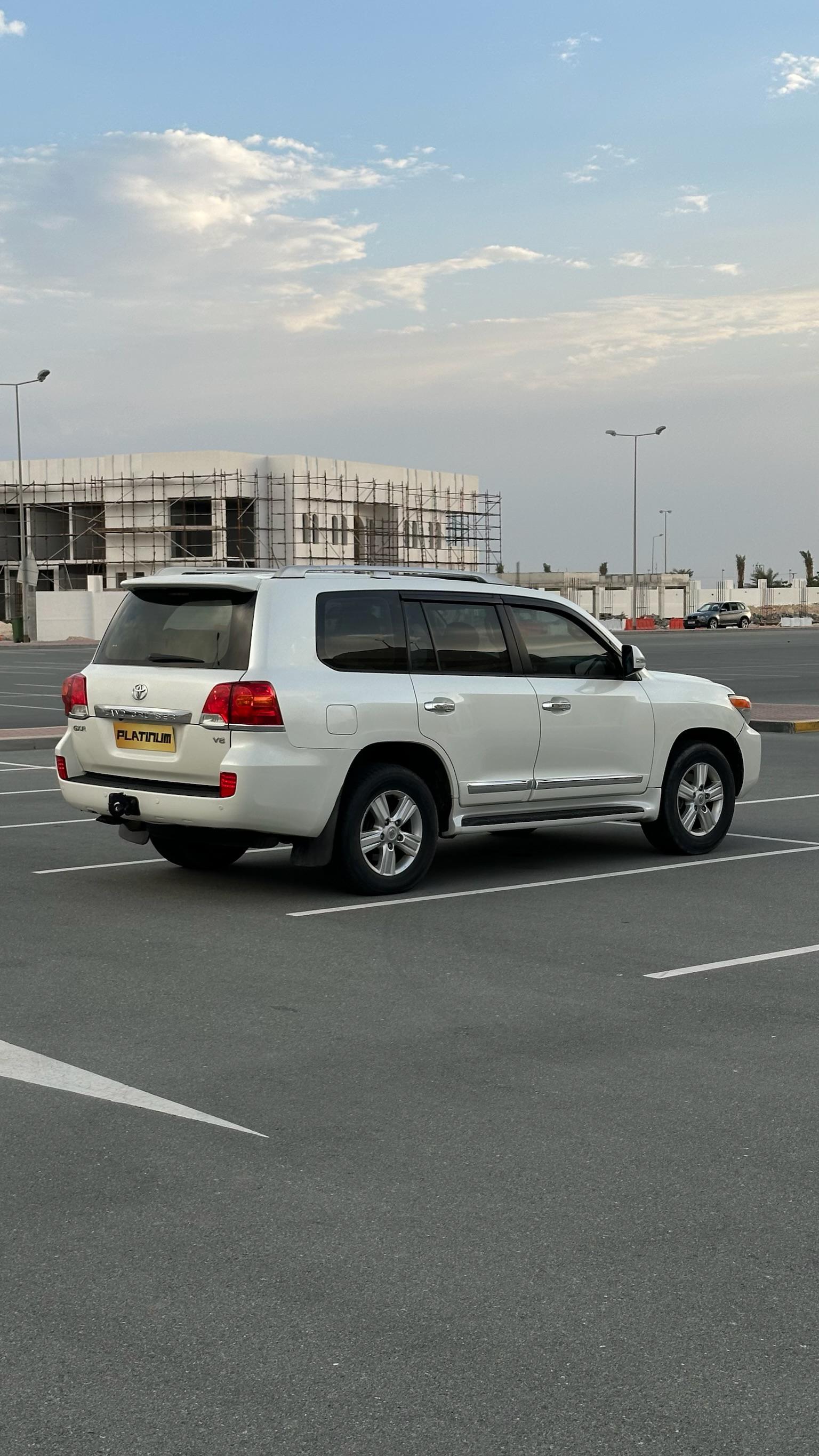 TOYOTA LAND CRUISER 2015 • SUV