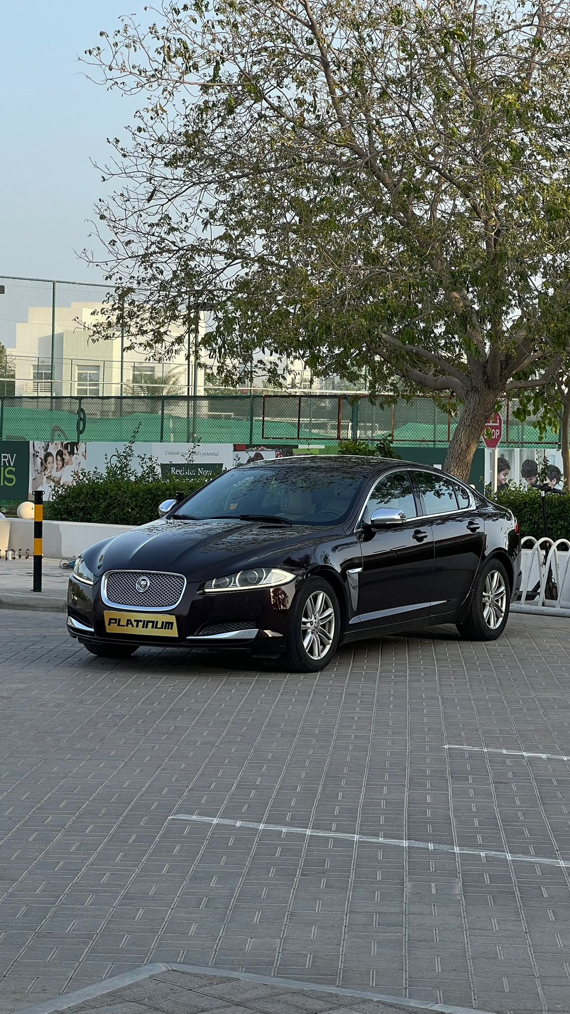 JAGUAR XF 2013 • SEDAN