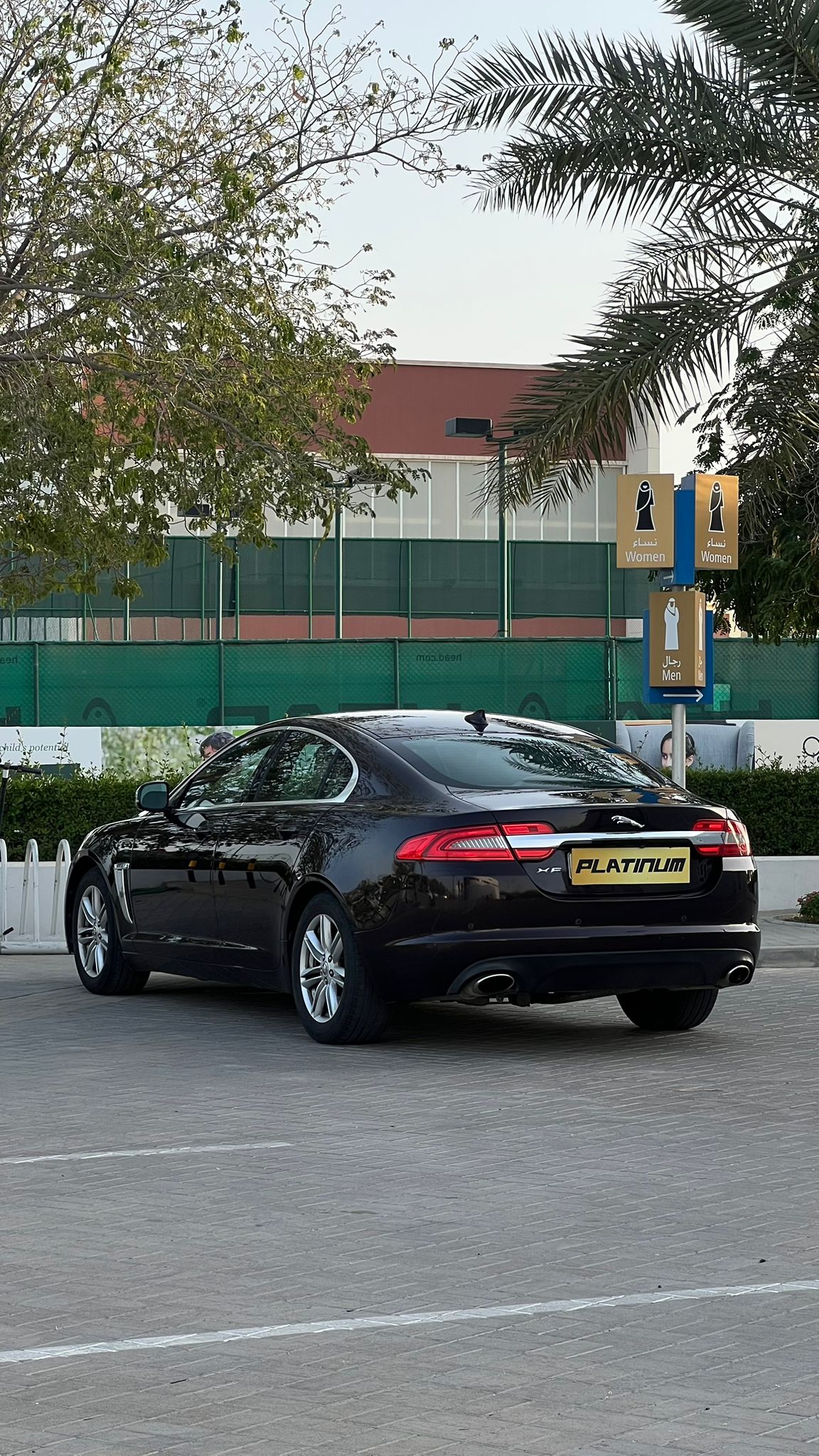 JAGUAR XF 2013 • SEDAN