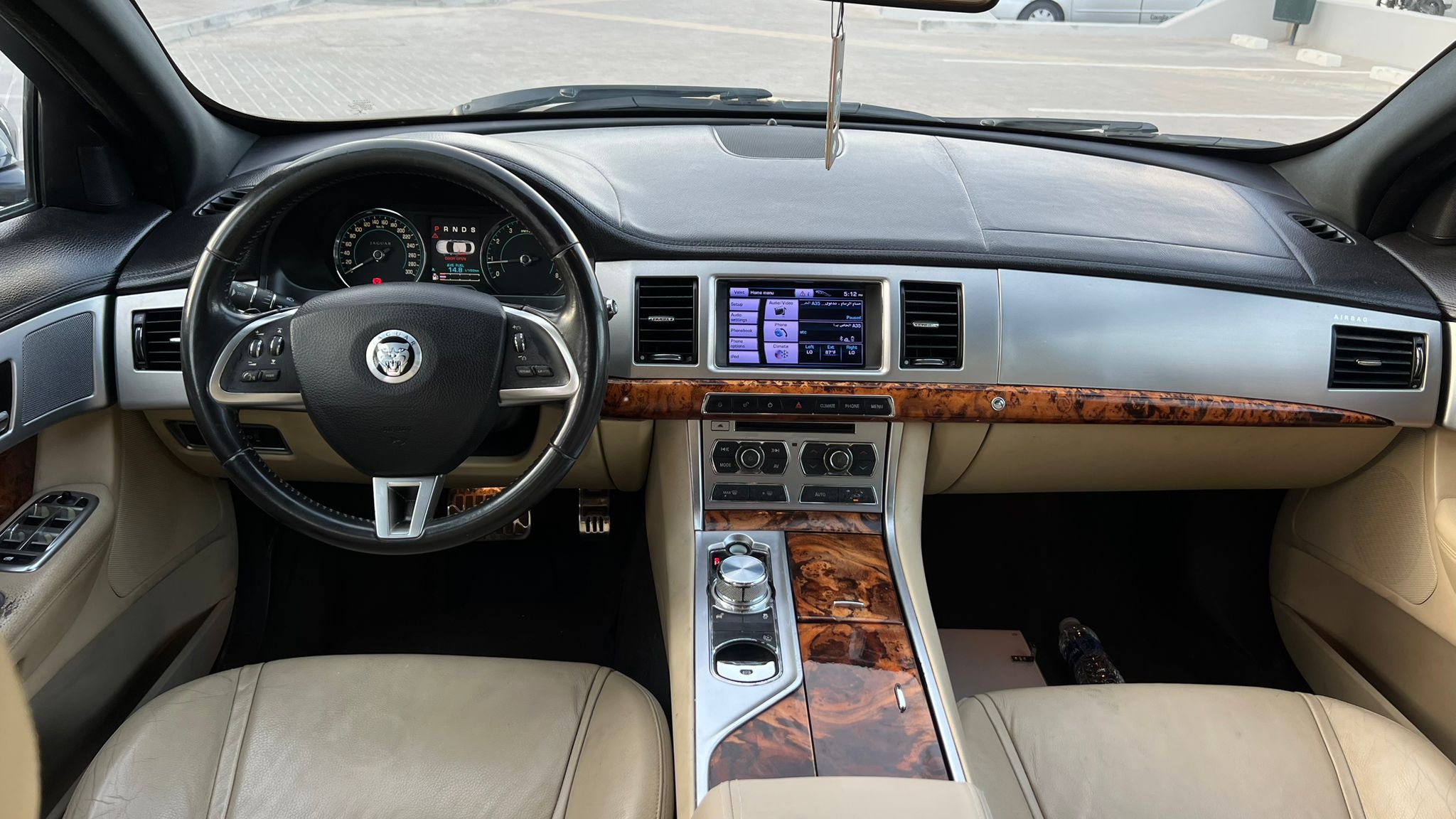 JAGUAR XF 2013 • SEDAN