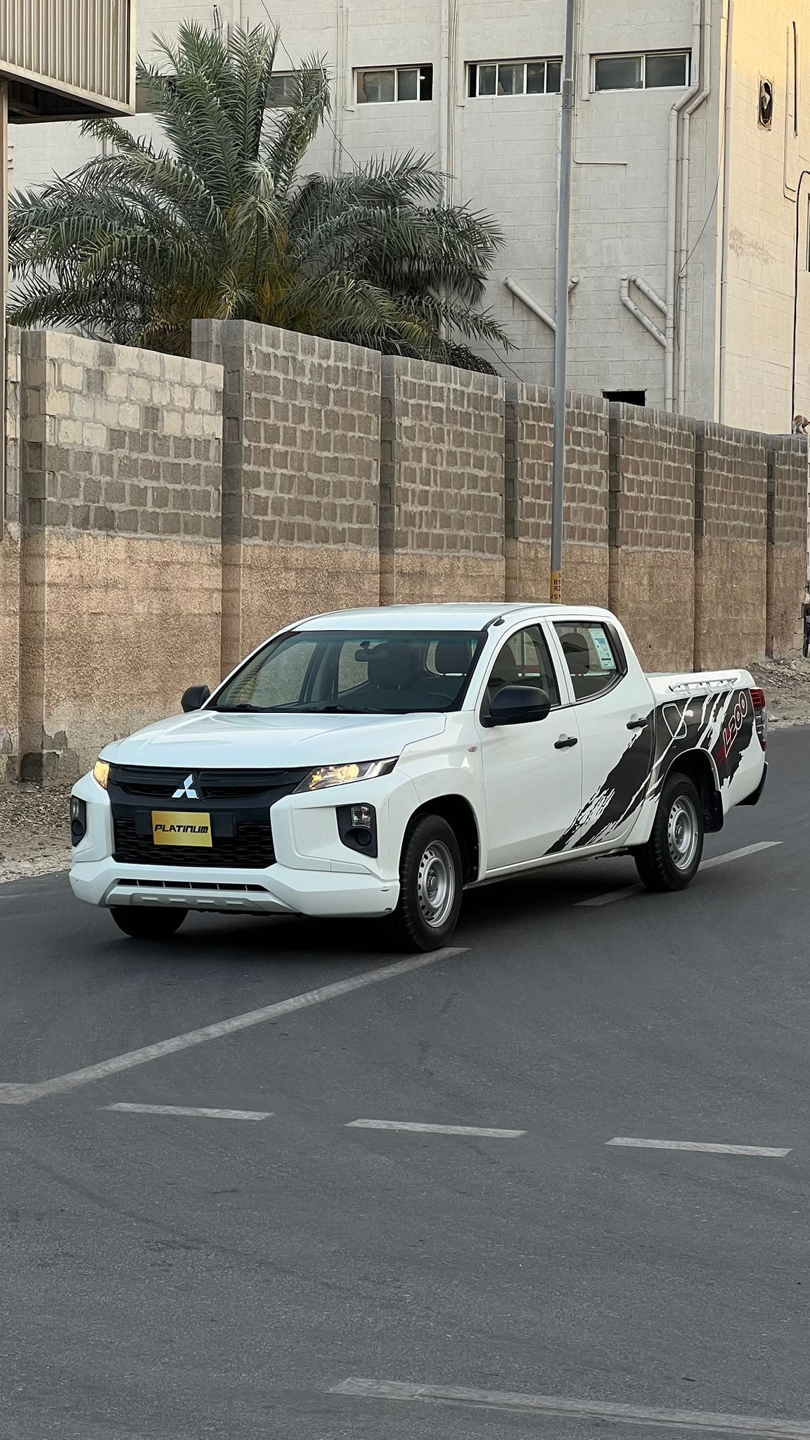 MITSUBISHI L200 2022 • PICKUP