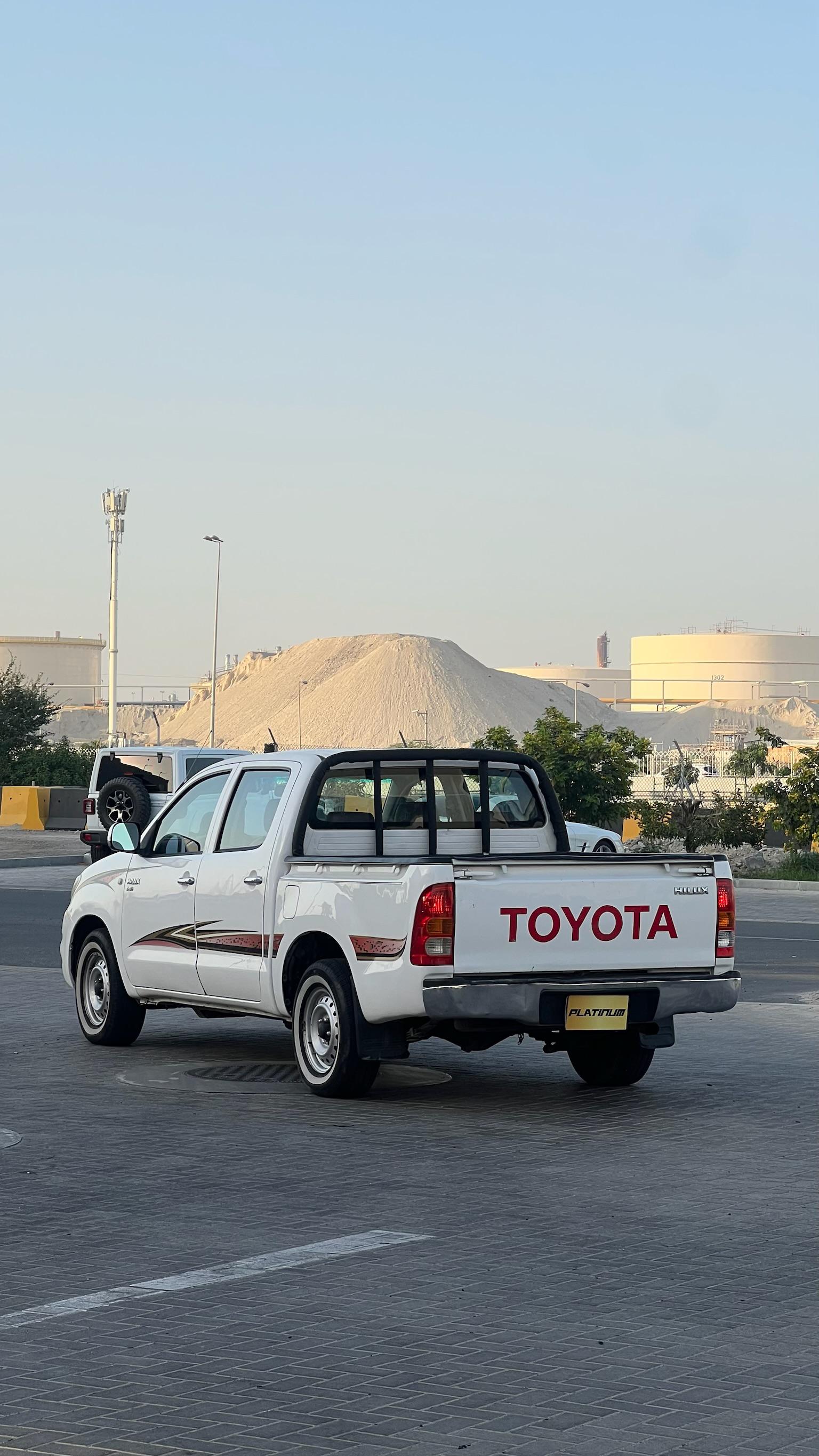 TOYOTA HILUX 2009 • PICKUP
