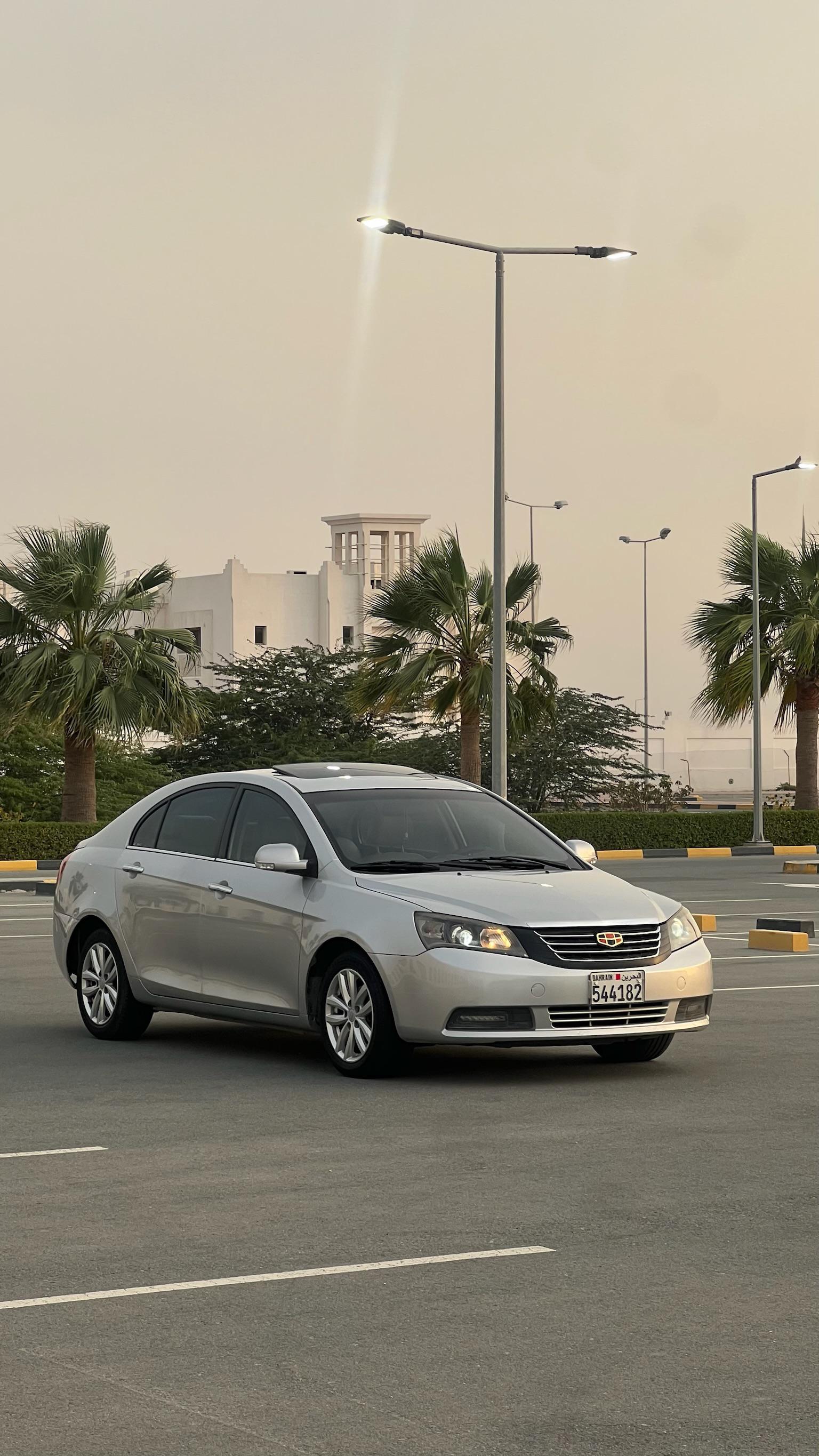 GEELY EMGRAND 7 2015 • SEDAN