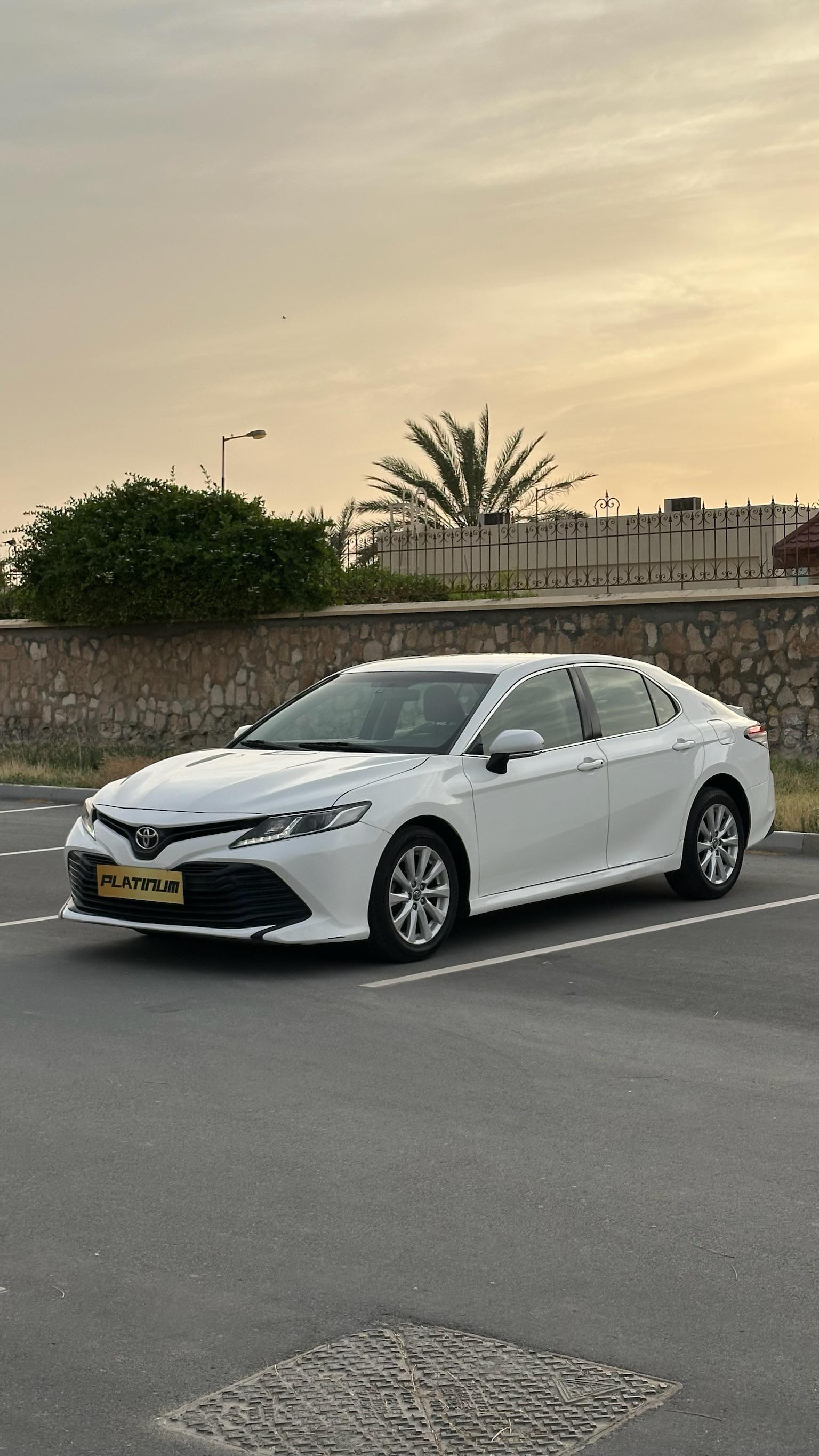 TOYOTA CAMRY 2018 • SEDAN