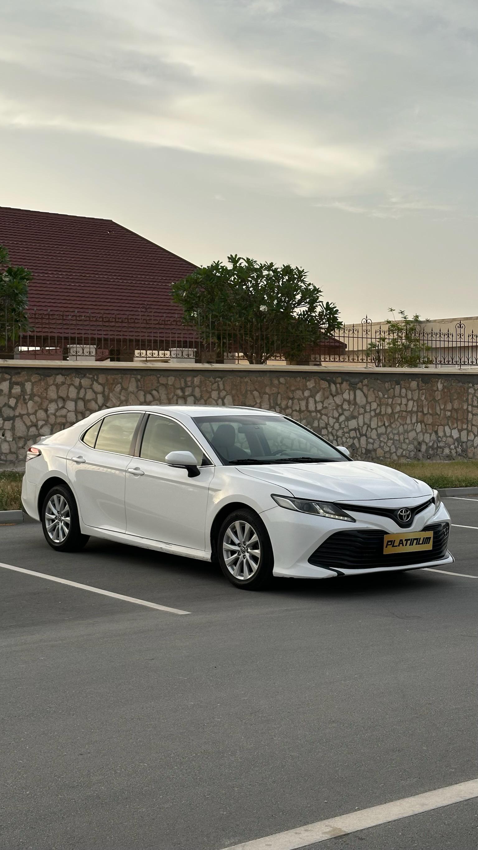 TOYOTA CAMRY 2018 • SEDAN