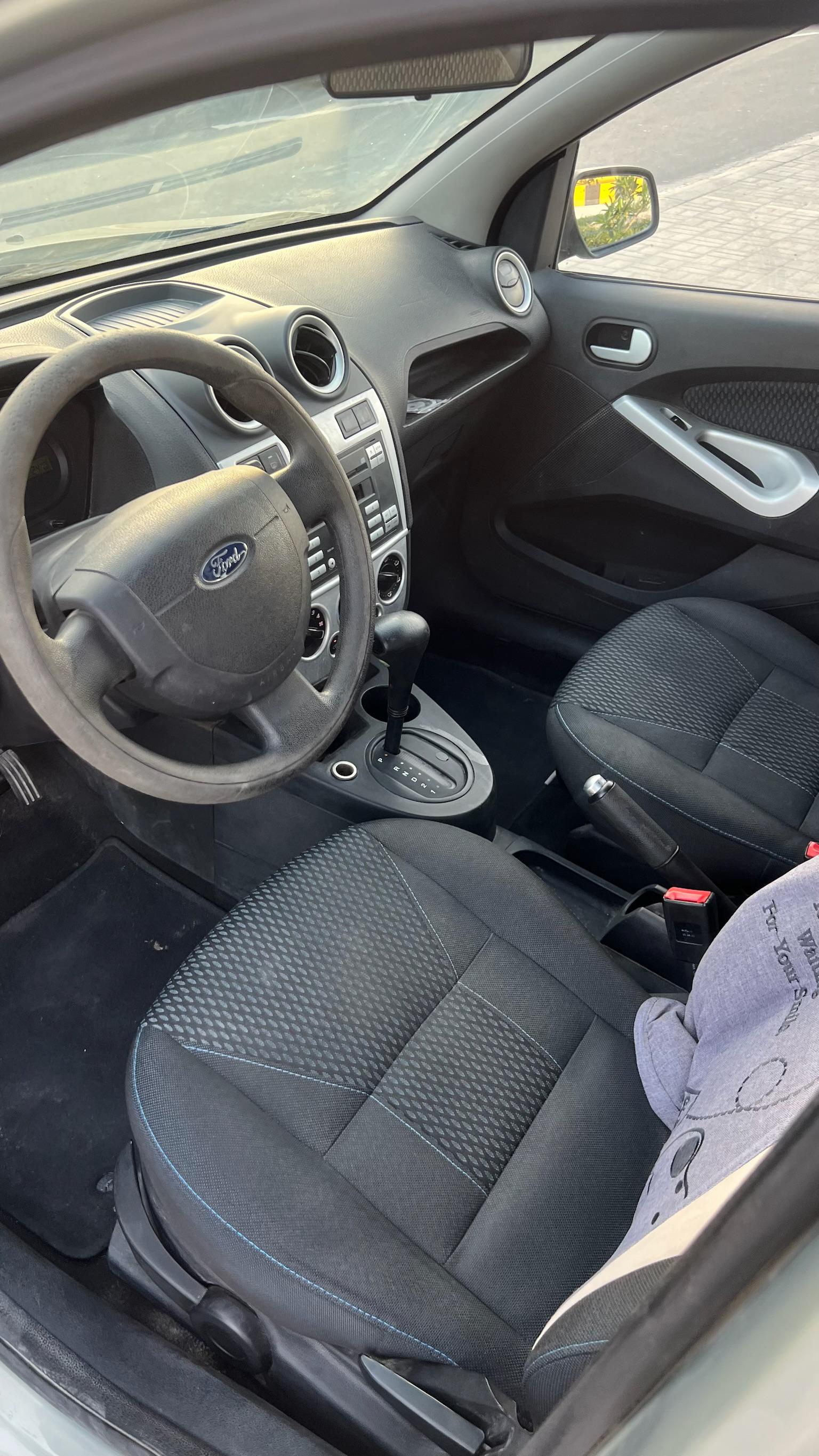 FORD FIGO 2015 • SEDAN