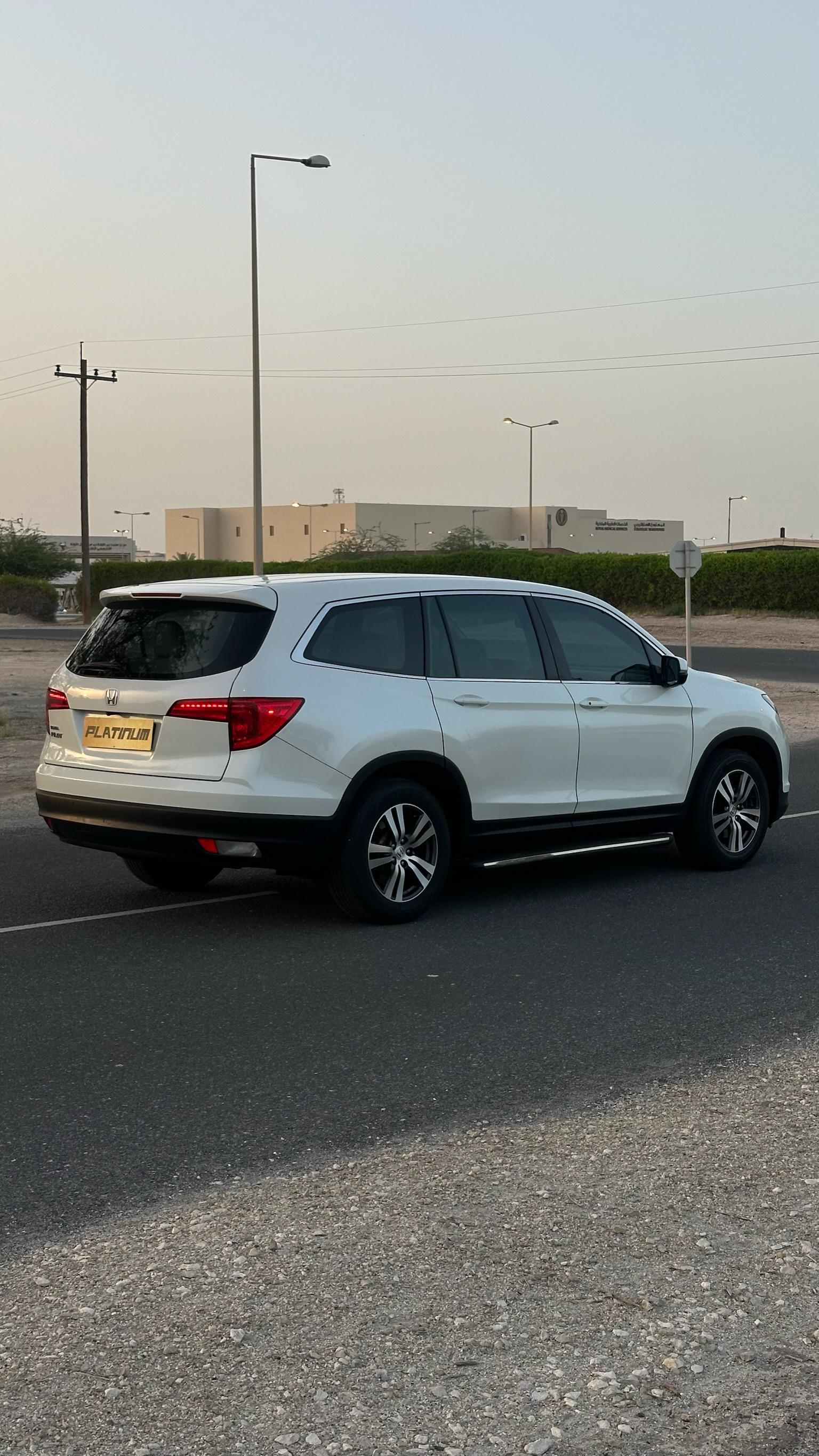 HONDA PILOT 2016 • SUV