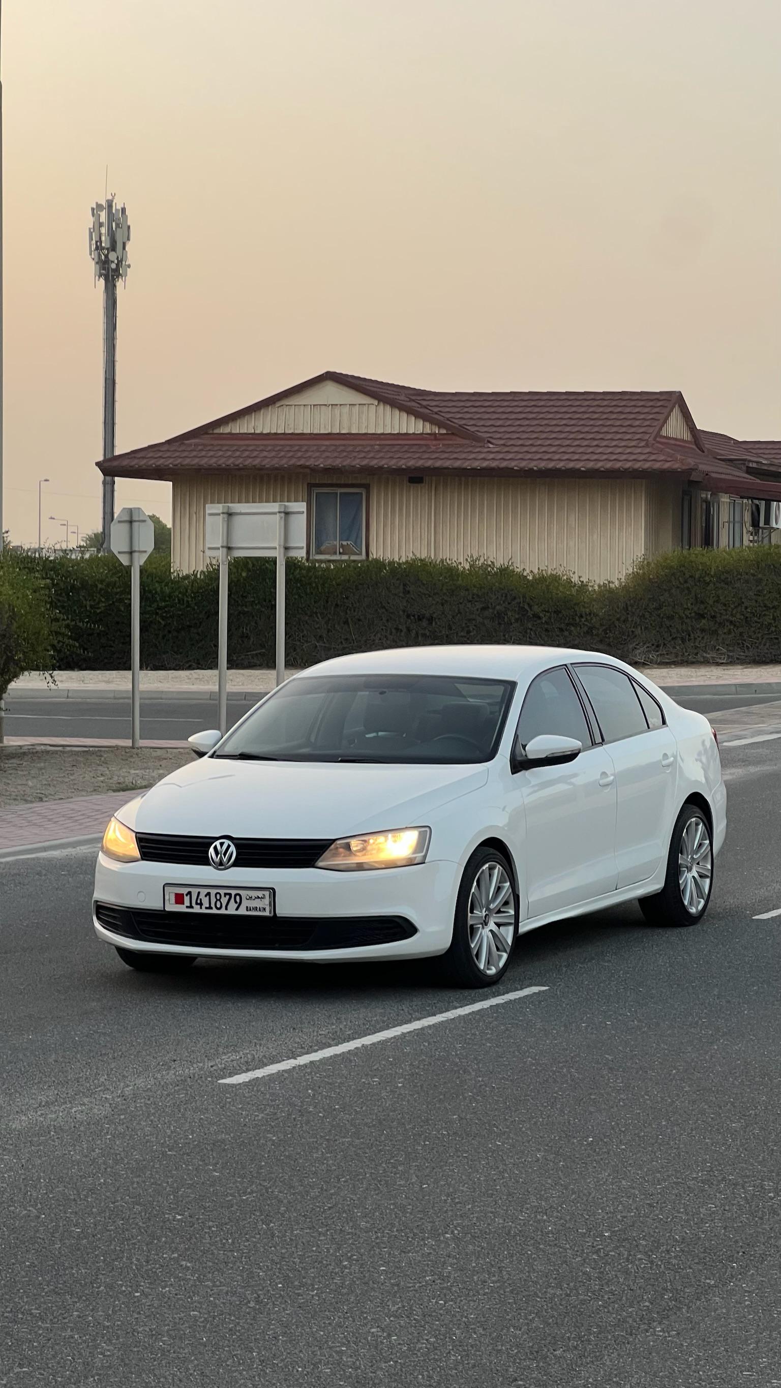 VOLKSWAGEN JETTA 2013 • SEDAN