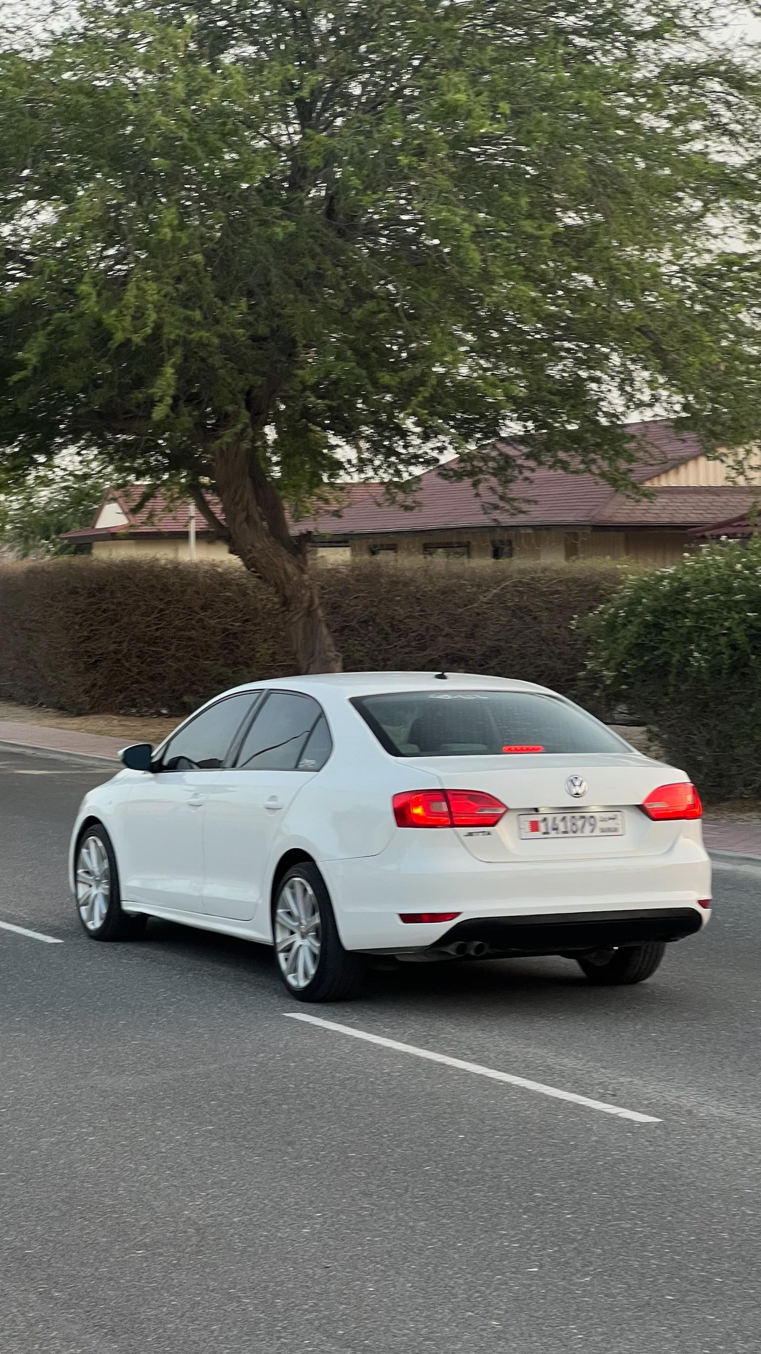 VOLKSWAGEN JETTA 2013 • SEDAN