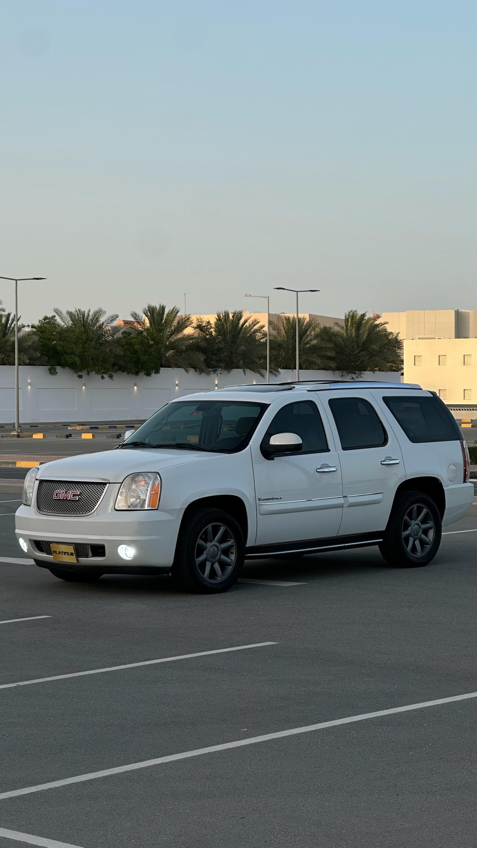 GMC DENALI 2008 • SUV