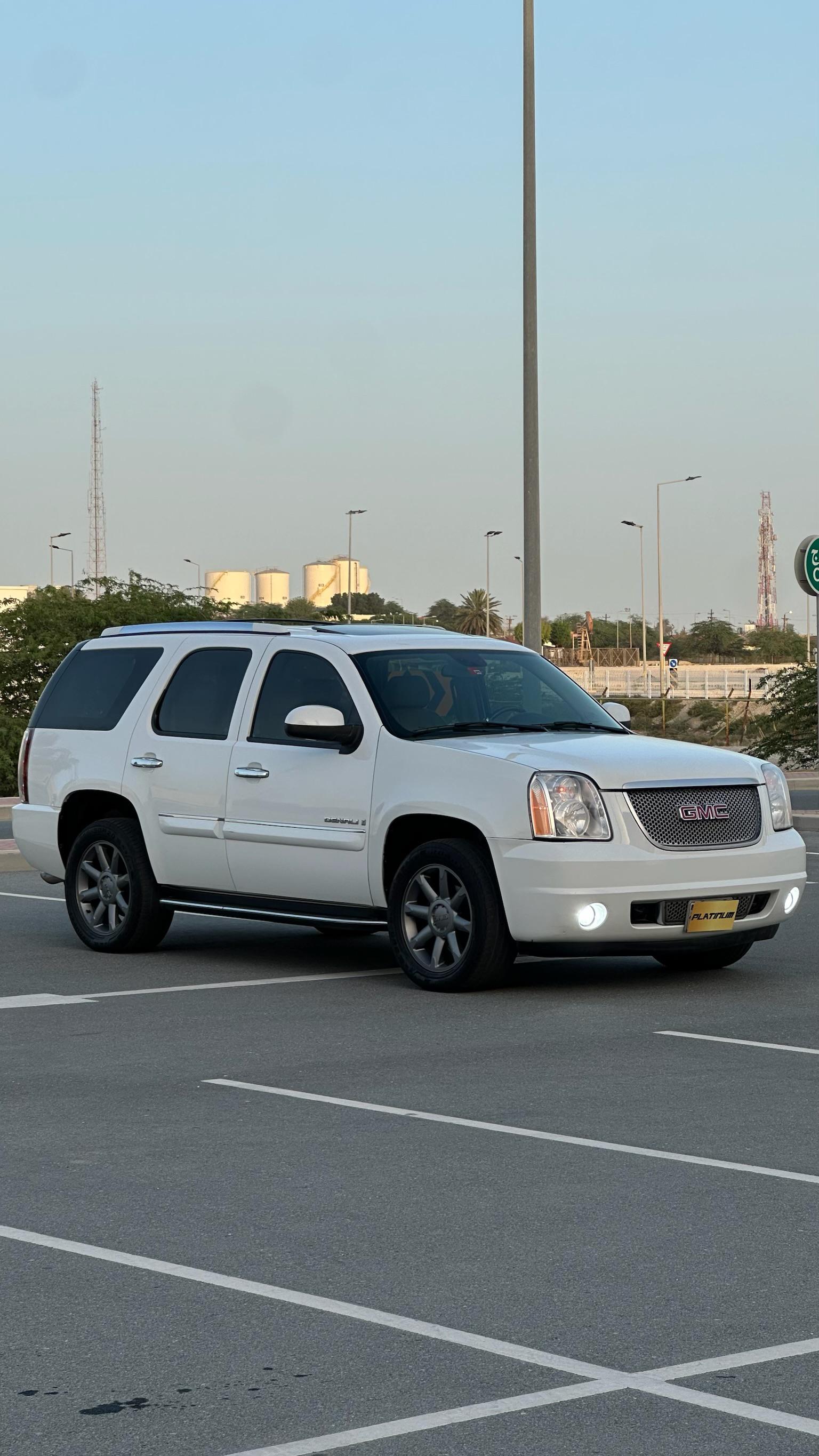 GMC DENALI 2008 • SUV