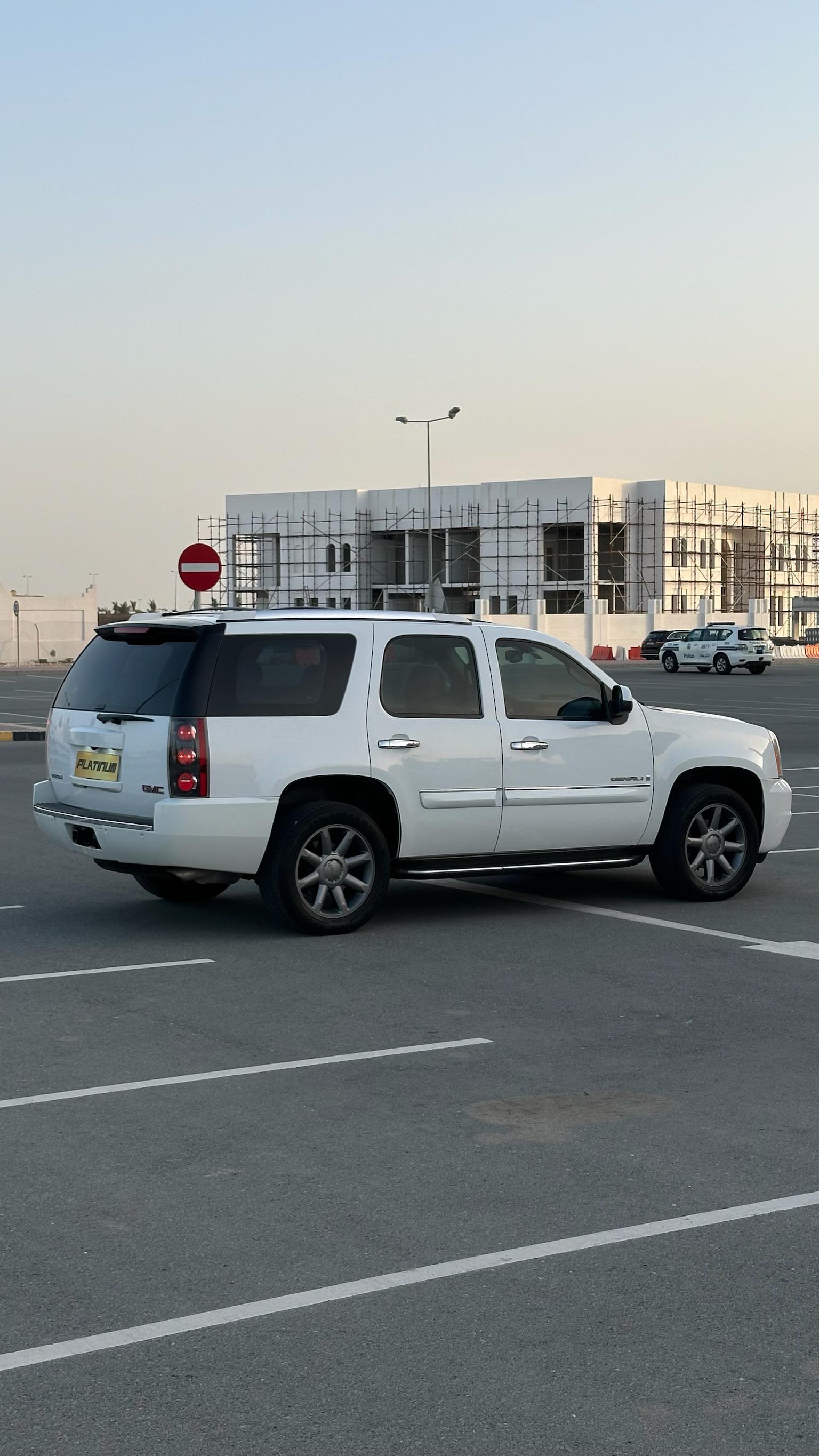 GMC DENALI 2008 • SUV