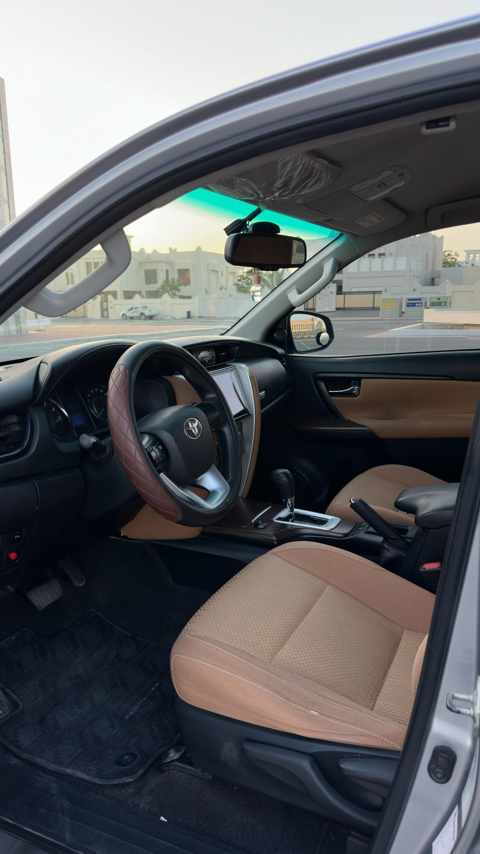 TOYOTA FORTUNER 2016 • SUV