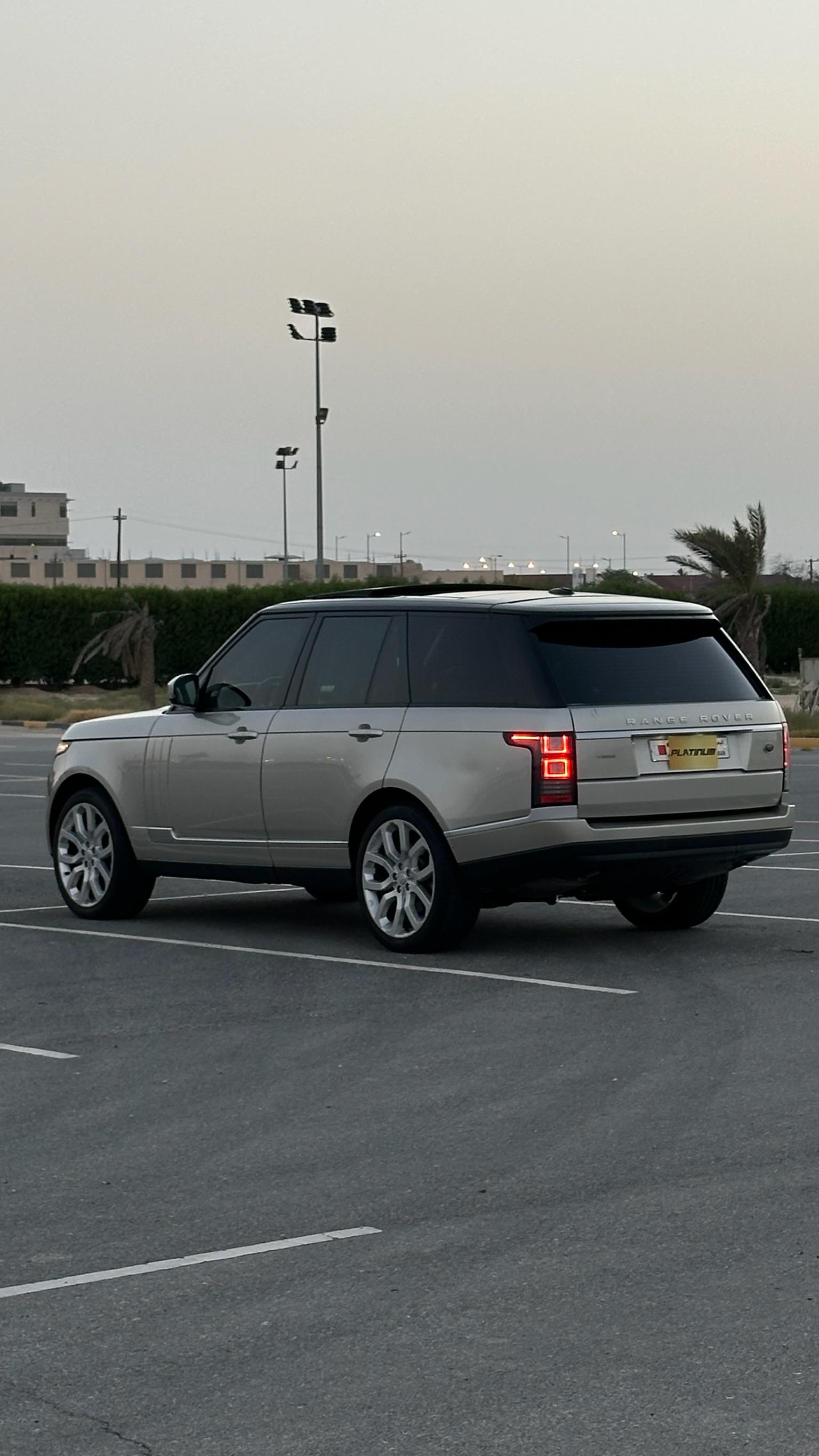 RANGE ROVER VOGUE 2014 • SUV
