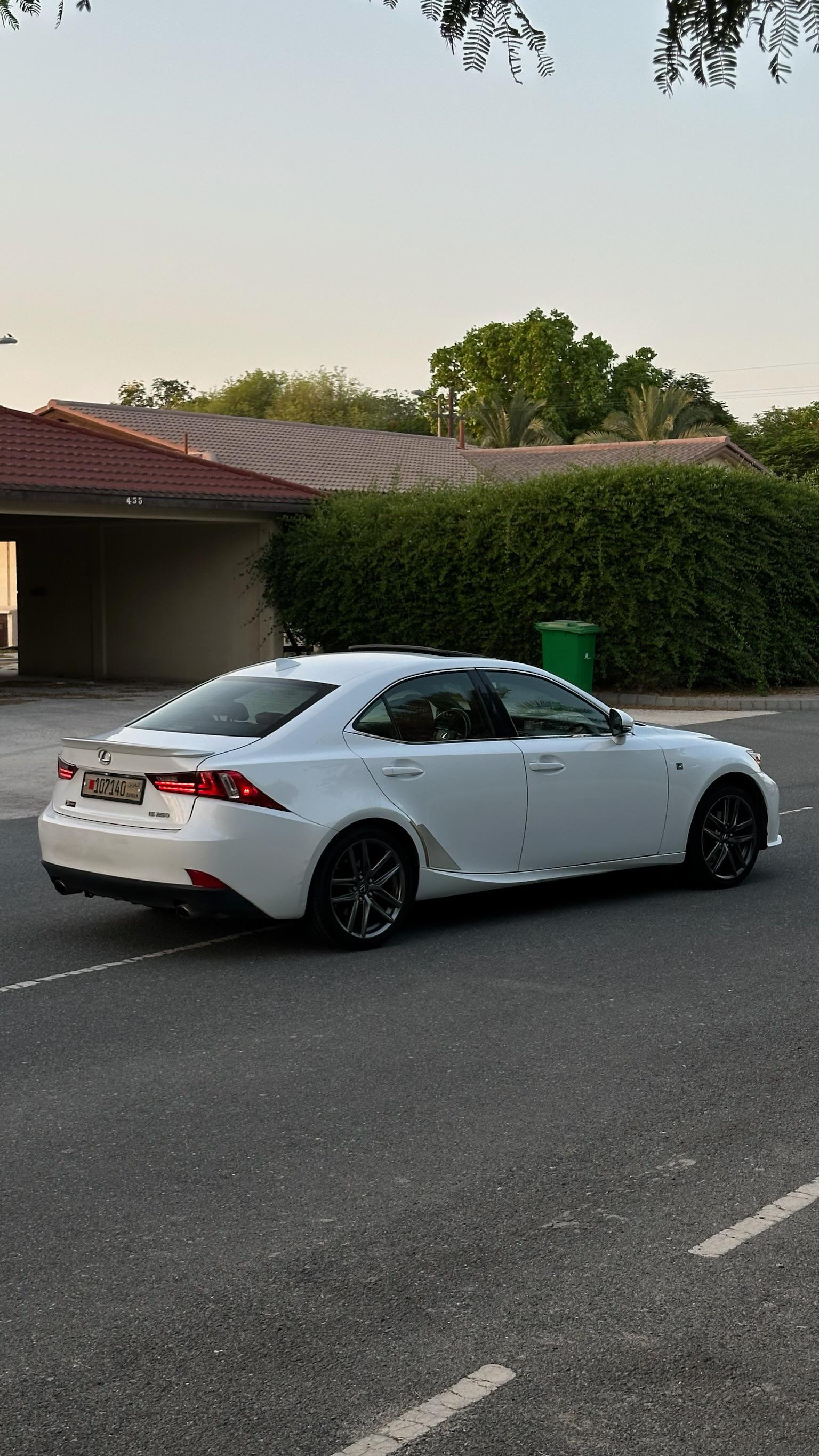 LEXUS IS250 2014 • SEDAN